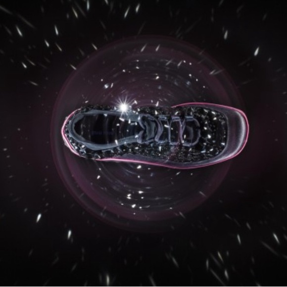 Astro Runner Trainer MIU MIU
Size EU 40 US 10 UK 8.5 - Picture 7 of 11